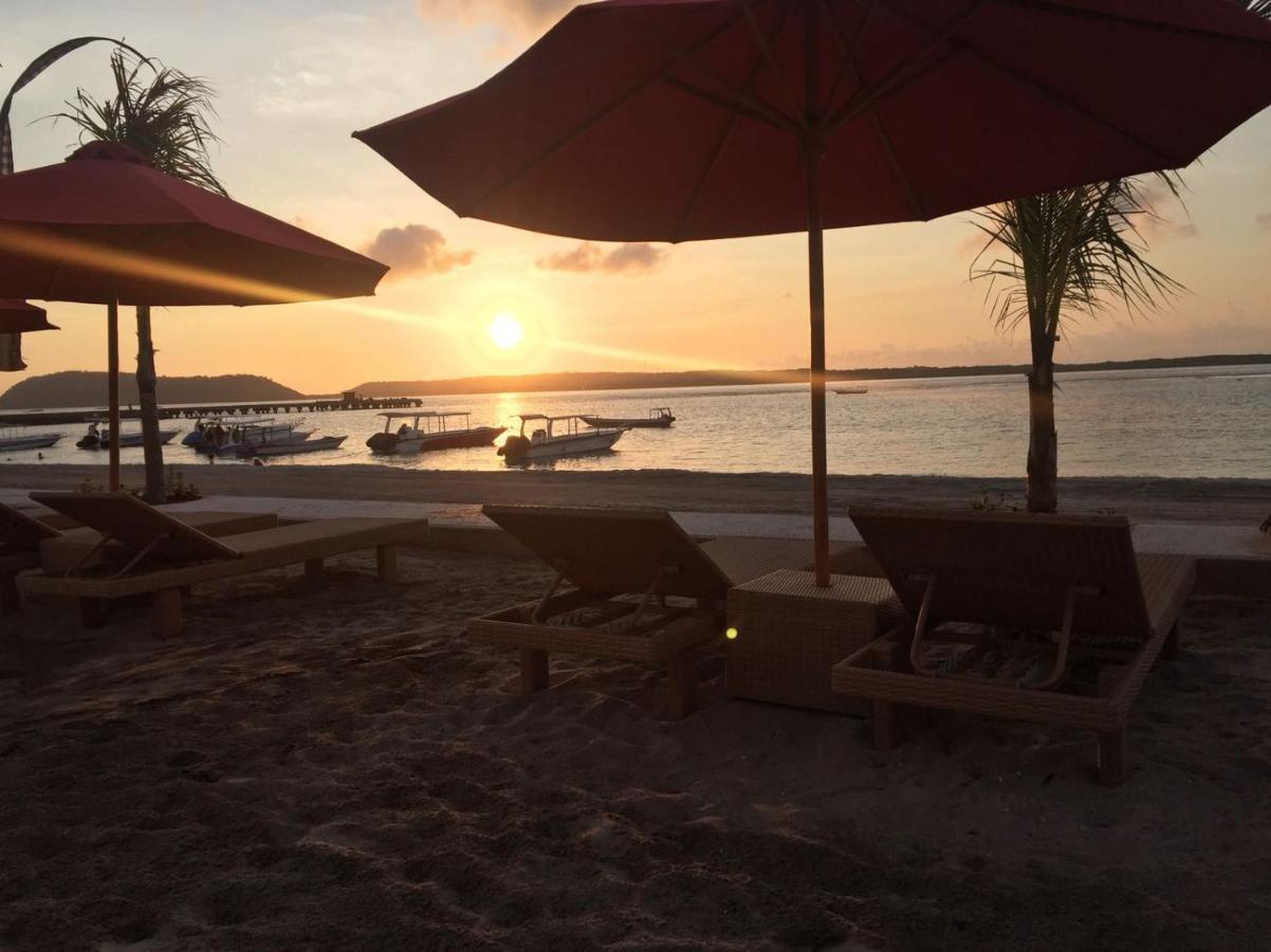Maruti Beach Club Toyapakeh Bagian luar foto